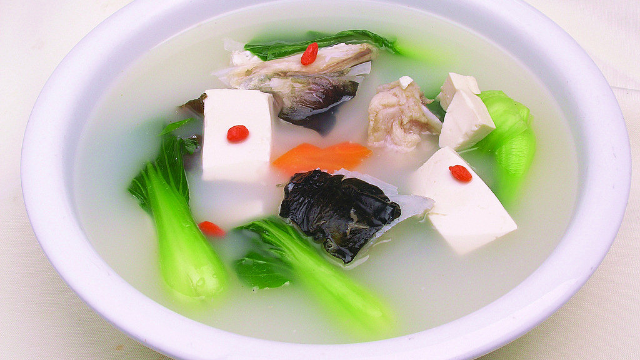 鱼头豆腐汤的做法最正宗的做法第1张-揣书百科