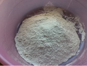 饺子皮的做法 饺子皮怎么做好吃第1张-揣书百科