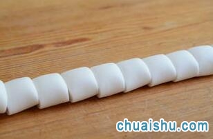 饺子皮的做法 饺子皮怎么做好吃第5张-揣书百科