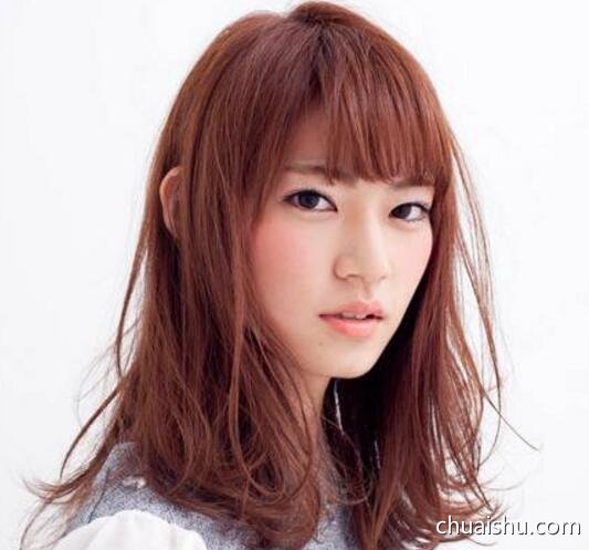 最流行的长发卷发发型图片女第6张-揣书百科