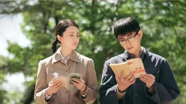 与青春有关的日子散文精选摘抄第1张-揣书百科